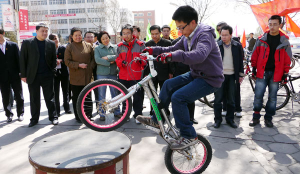 我院举办第二届“现代风华”校园文化节